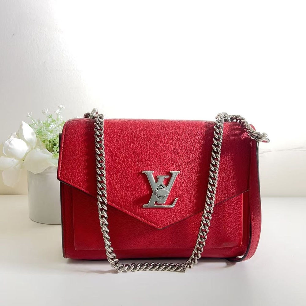 Louis Vuitton LV MyLockMe BB Leather Bag